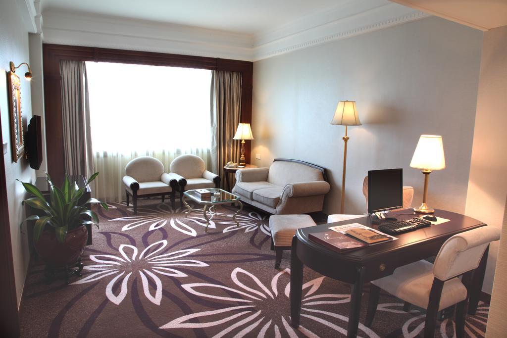 Foshan Fontainebleau Hotel Quarto foto
